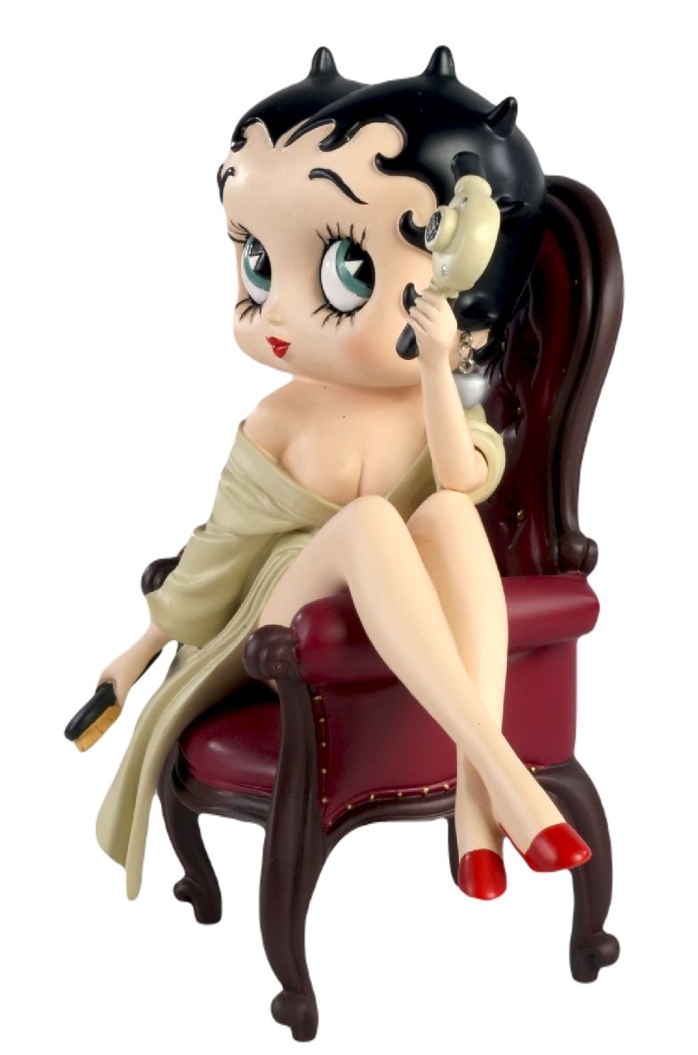 Betty Boop Figurine Grooming